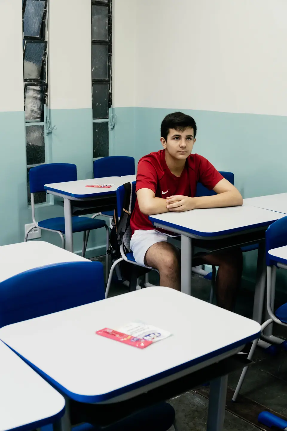 Aluno dos Anos Finais em sala de aula