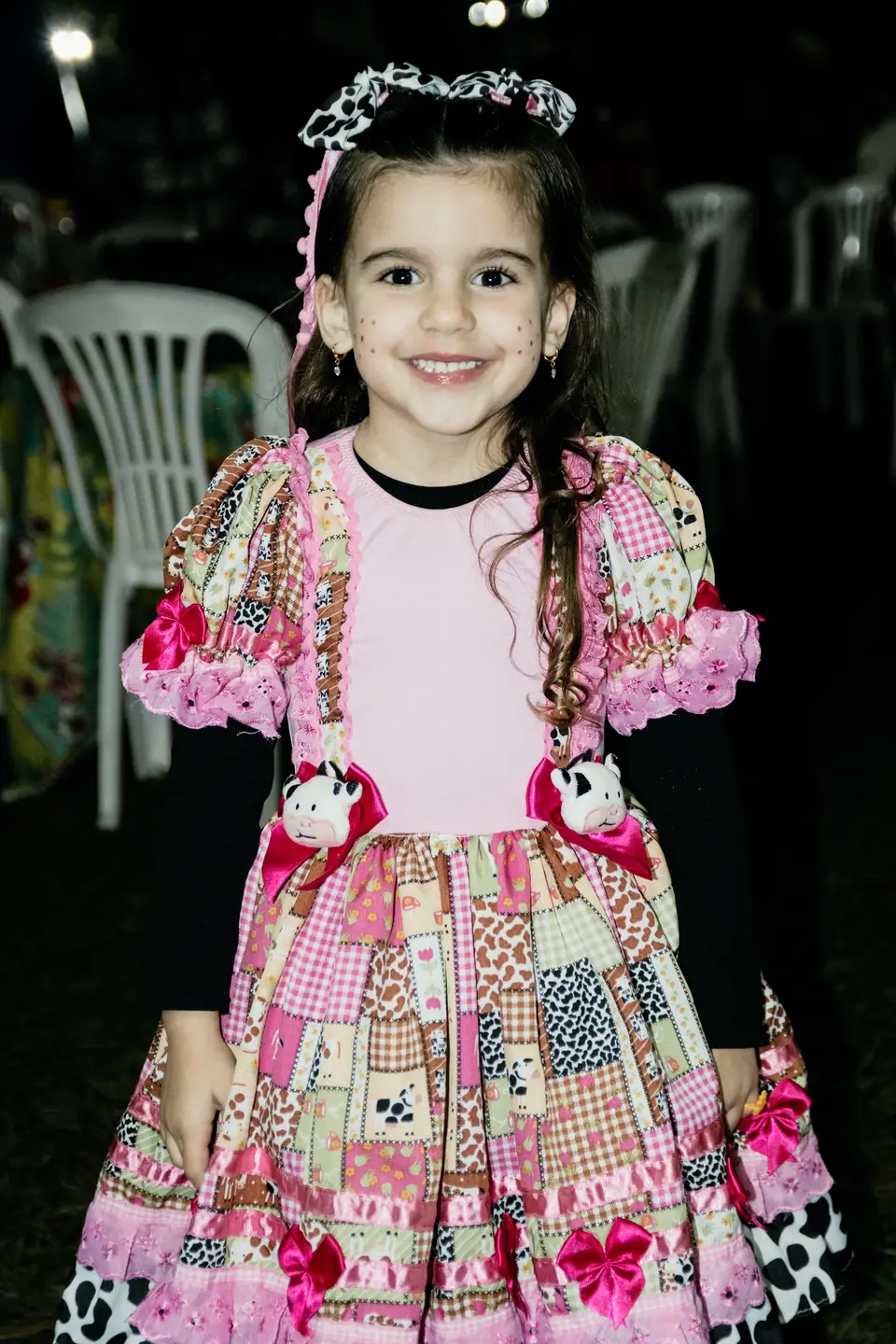 Aluna na Festa da Roça do Colégio MINC